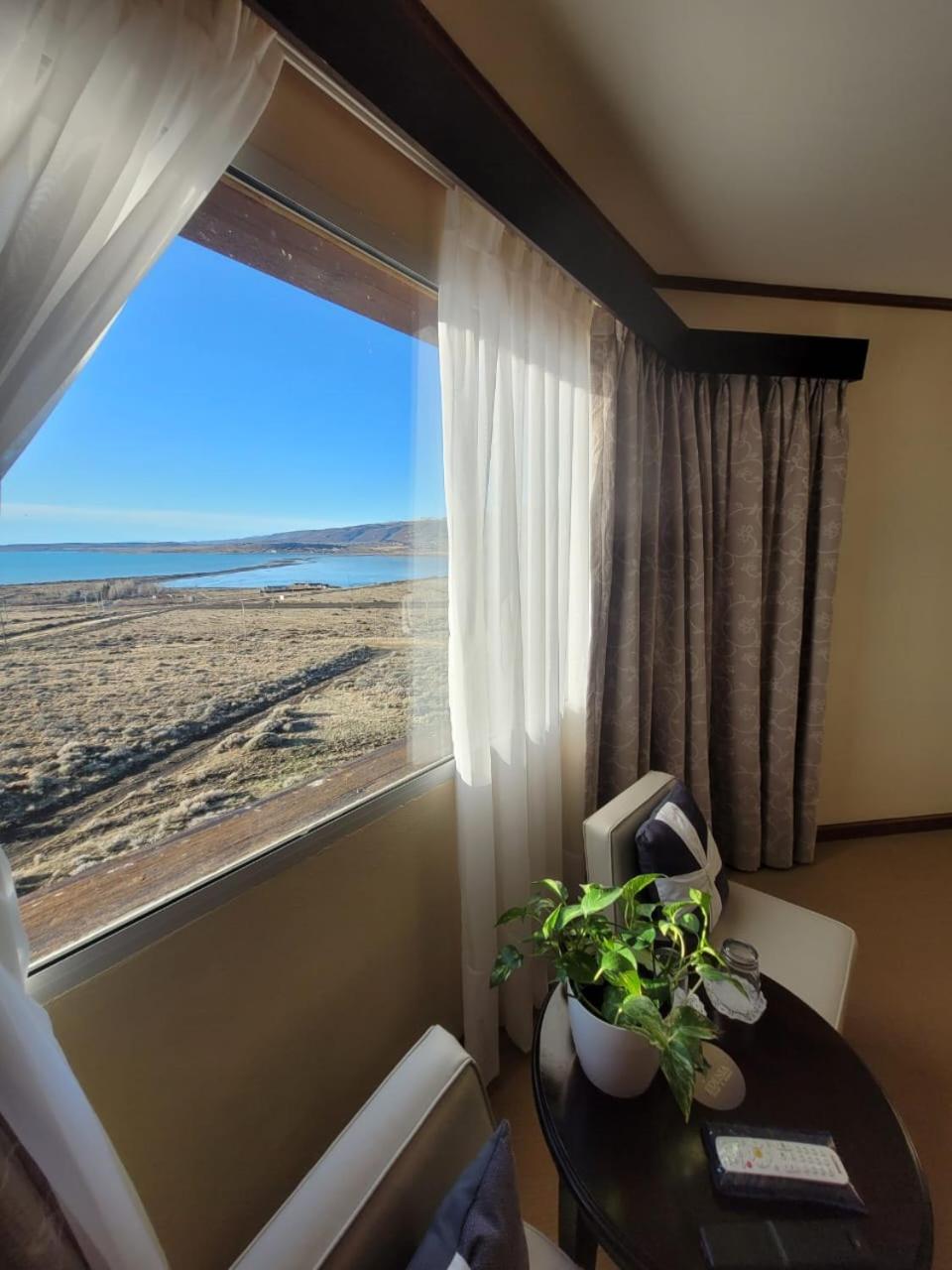 Edenia Punta Soberana Hotel El Calafate Bagian luar foto