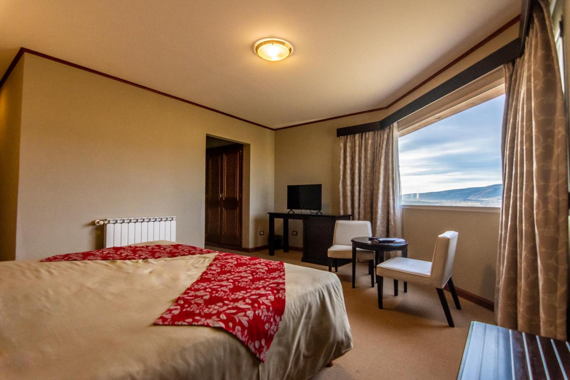 Edenia Punta Soberana Hotel El Calafate Bagian luar foto