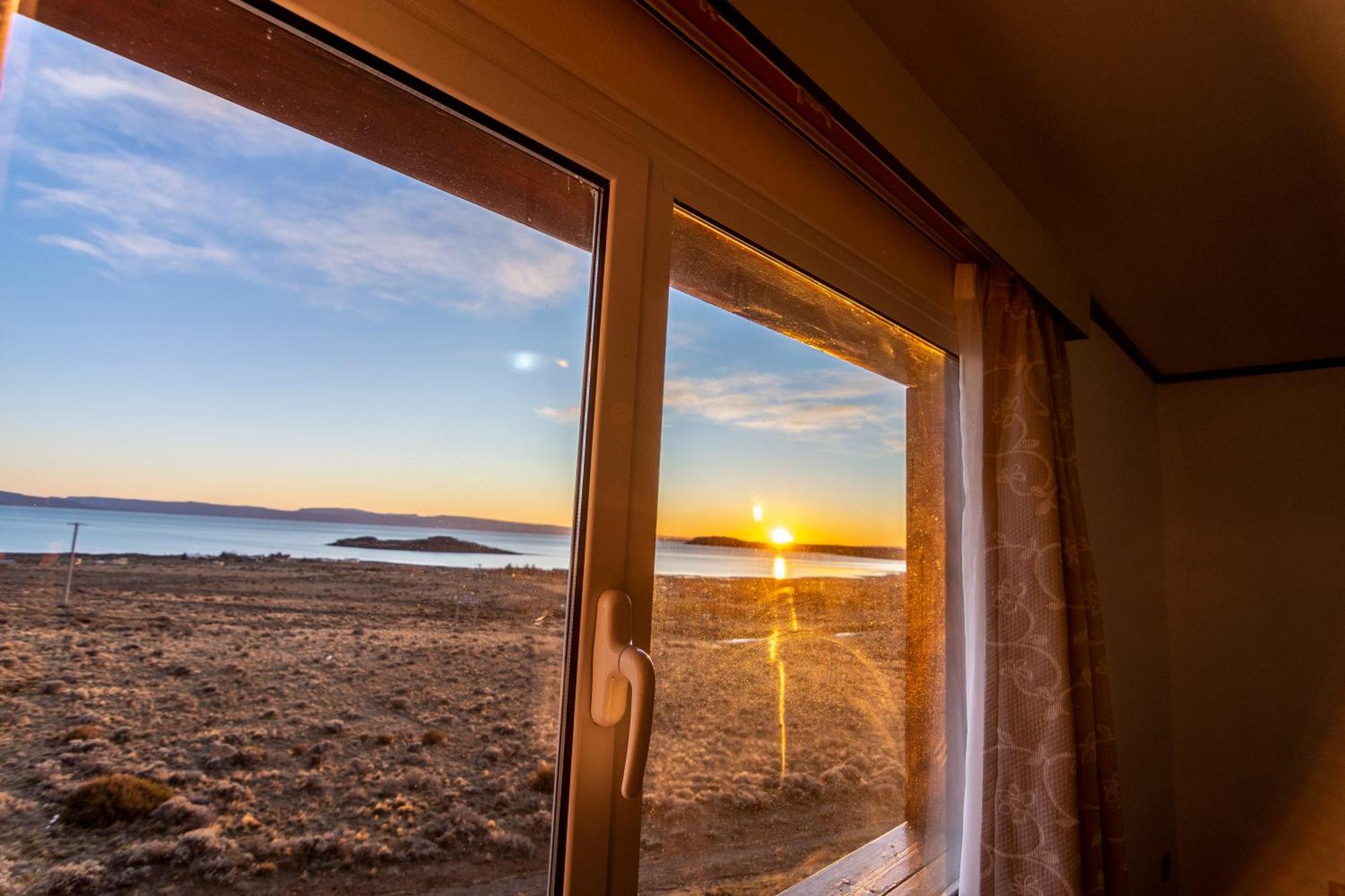 Edenia Punta Soberana Hotel El Calafate Bagian luar foto