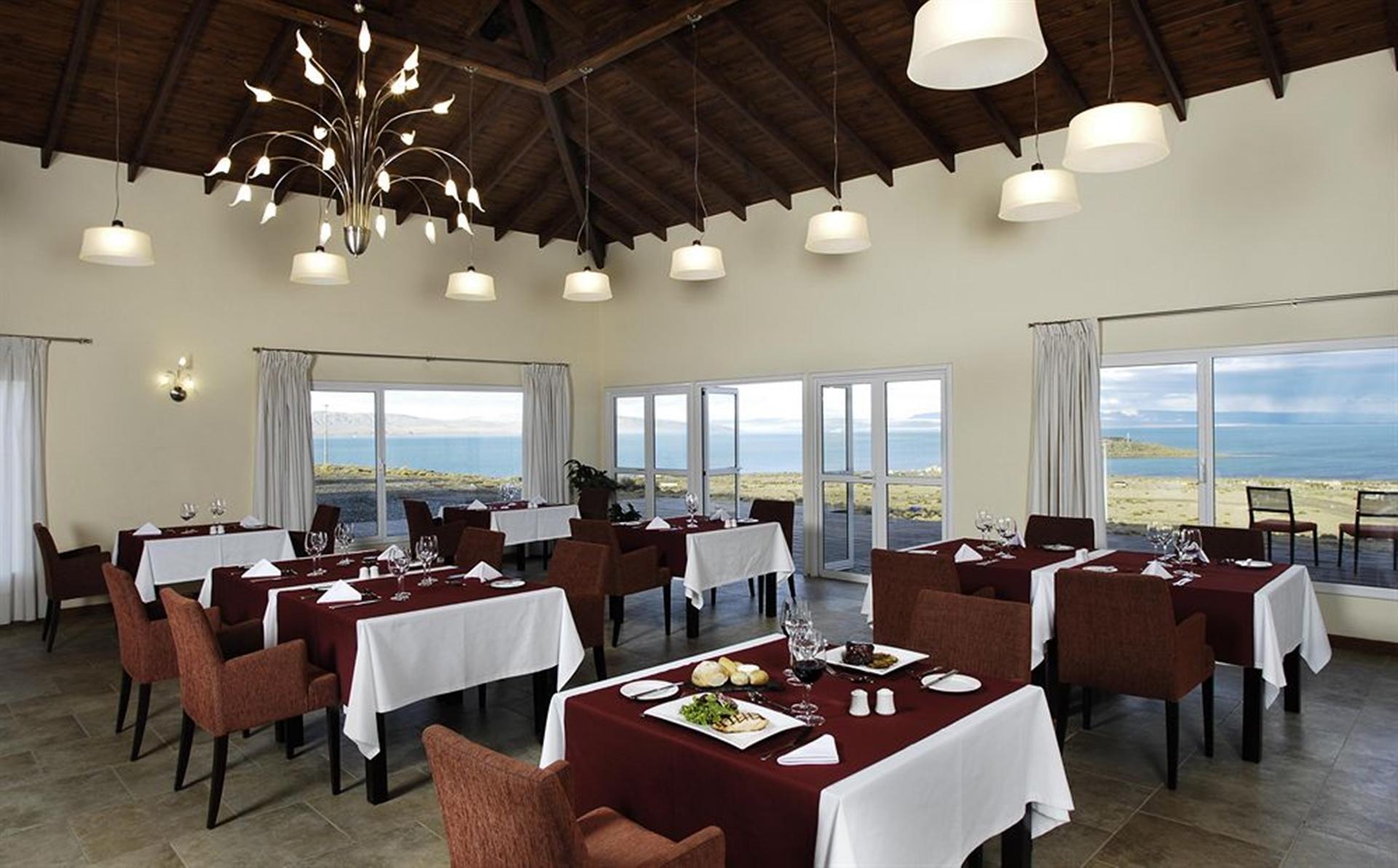 Edenia Punta Soberana Hotel El Calafate Restoran foto